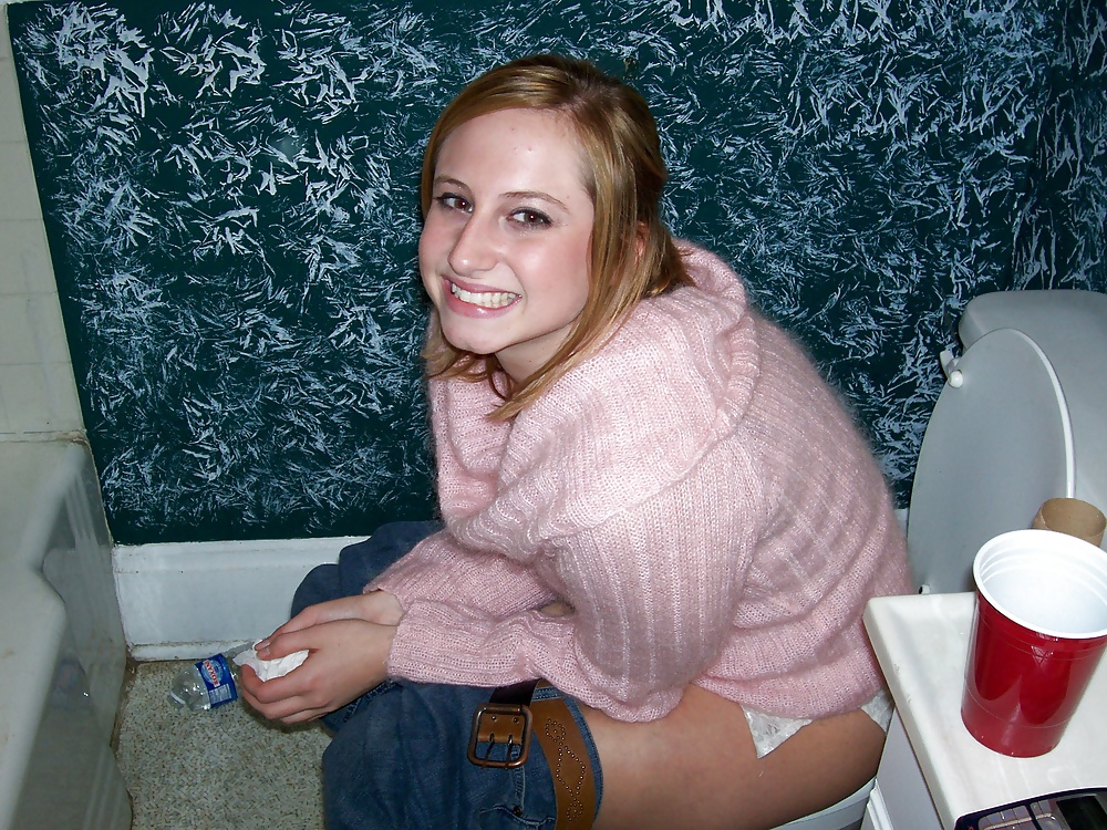 Meanwhile, in the bathroom.... pict gal