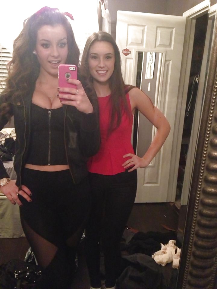 Anna goes on holidays pict gal