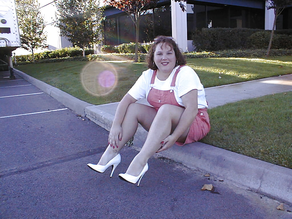 Ex Wife #53 Outside Office Shorts Bare Feet & Wht Heels pict gal