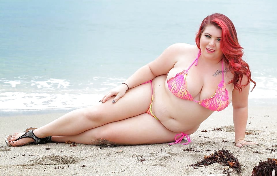 Curvy, Thick and Big Girls in Bikinis - Set 12 pict gal
