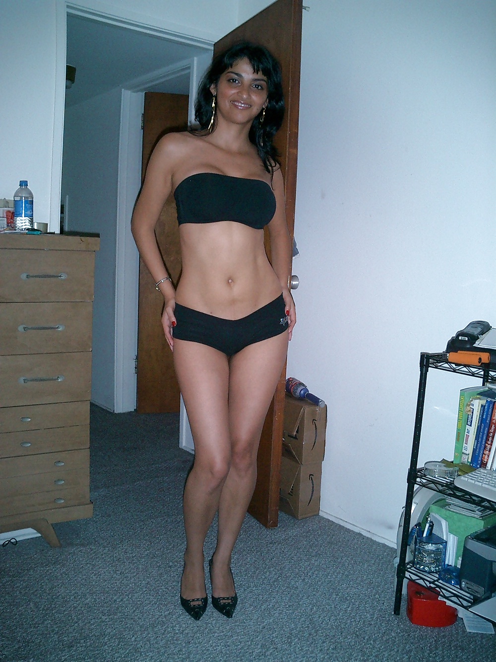 Amateur Bitches Would Love To Know I Jack Off To Them pict gal