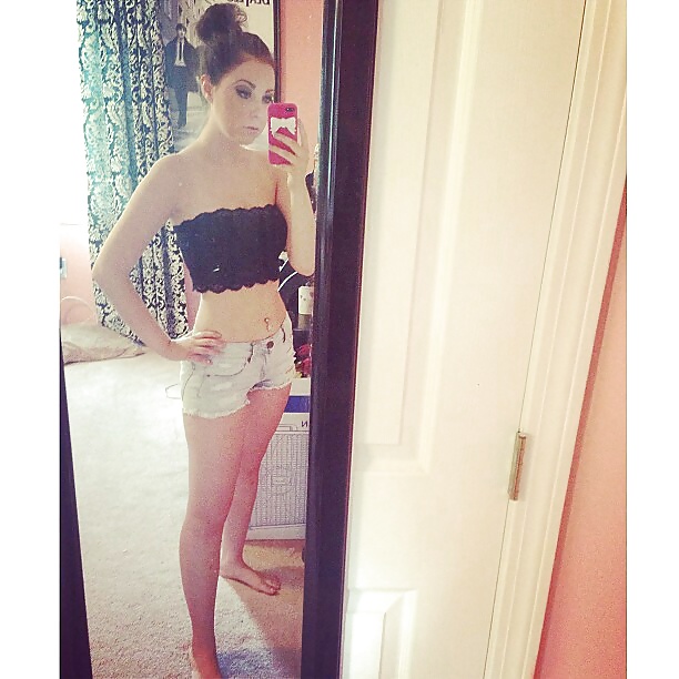 NN Model wanna be pict gal