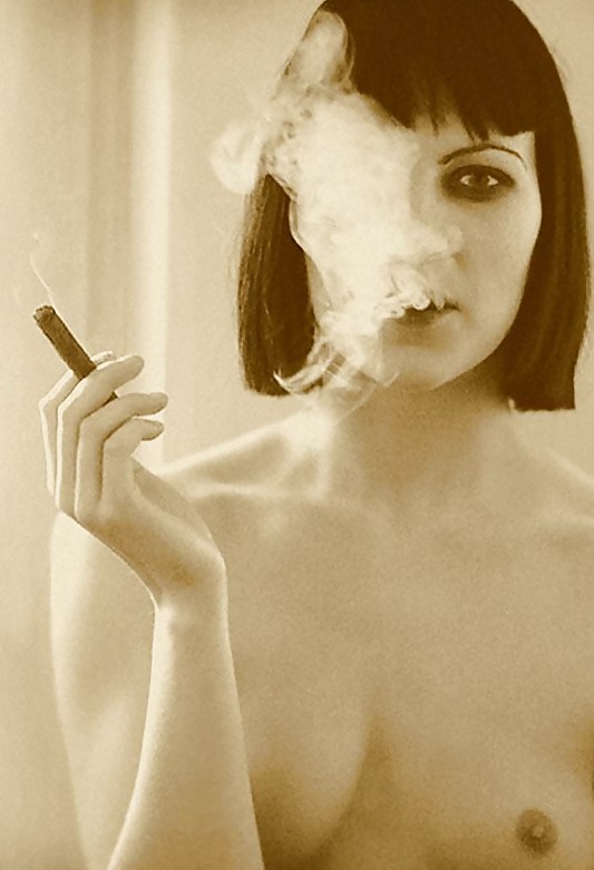 Smoking Erotic Hotties - Session 1 pict gal