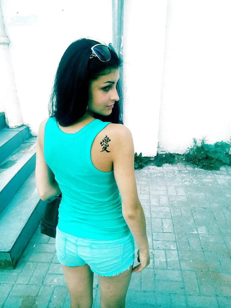 (This cunt loves to suck dick) pict gal