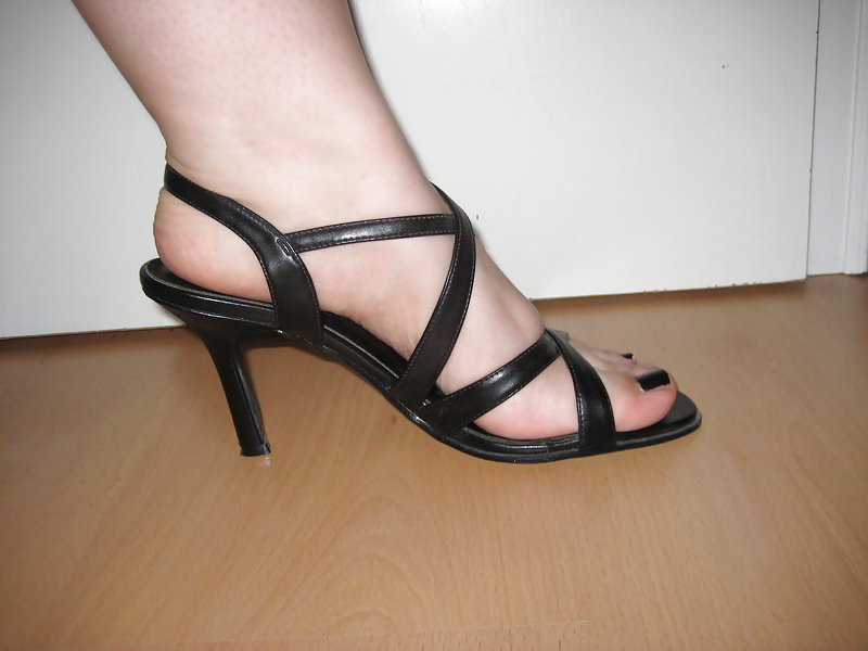 HH-Lovers I love Jules Heels! Shoes, legs pict gal