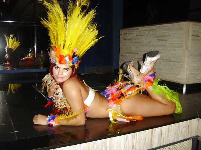 Latina stripper pict gal