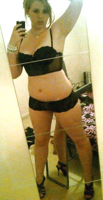 Self Pics Hot Amateurs! - vol 109! pict gal