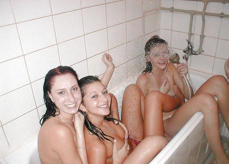 AMATEUR LESBIAN MIX II pict gal