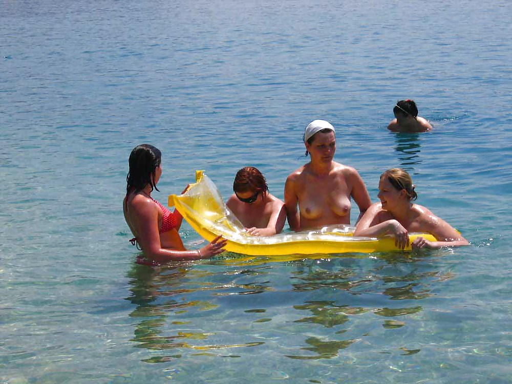 The beach 187 pict gal