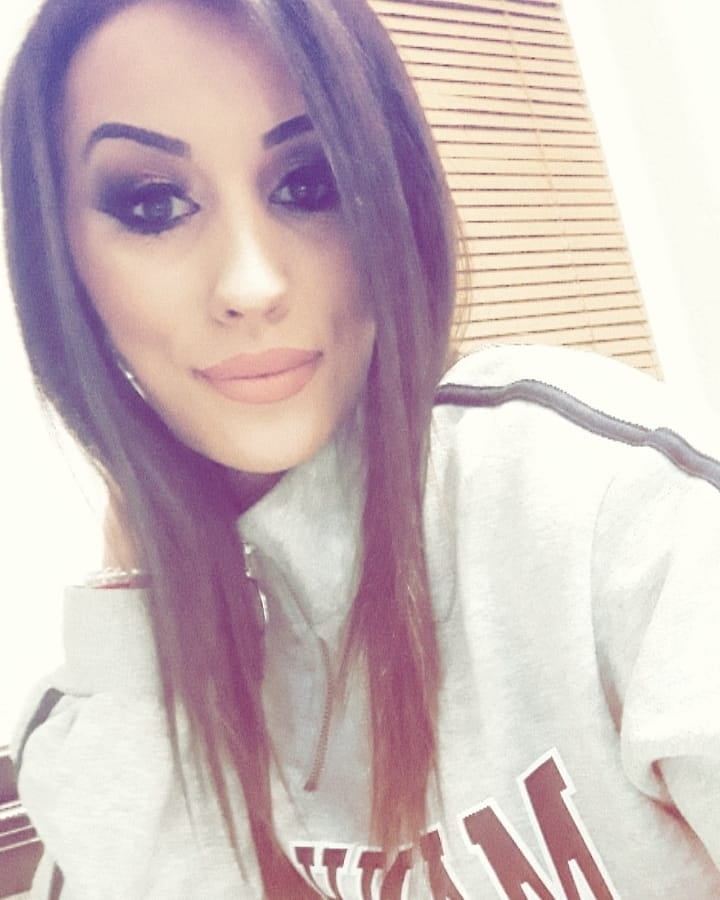 Iva Beybe Nikolic pict gal