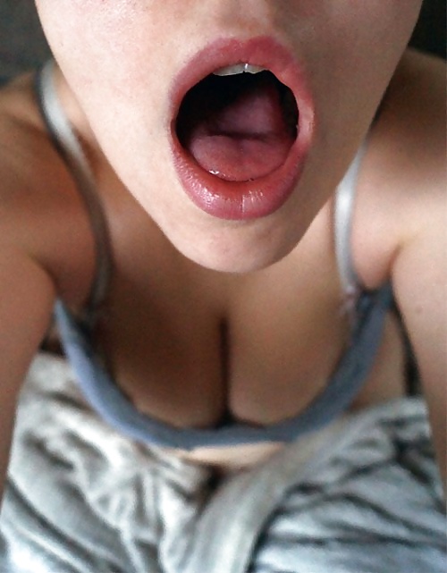 Sexy Tongues and Mouths collection... pict gal