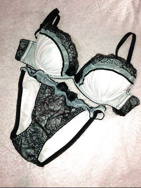 kristina Pantys and Bras pict gal