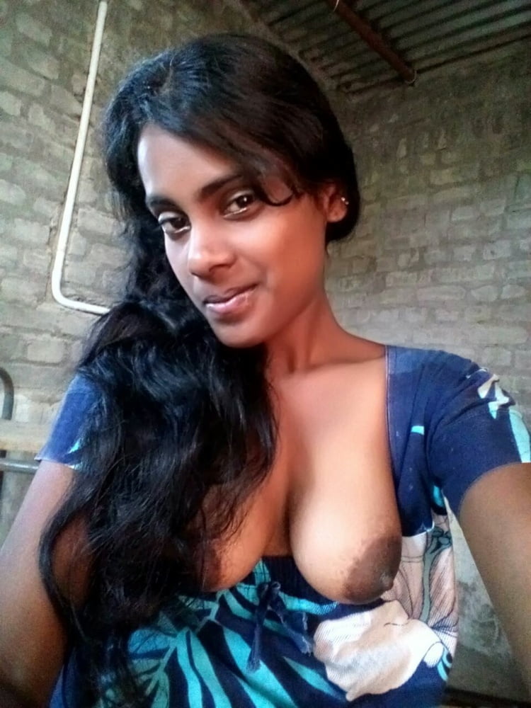 Desi Indian Villager Girl Show Her Nude Selfie 28 Pics