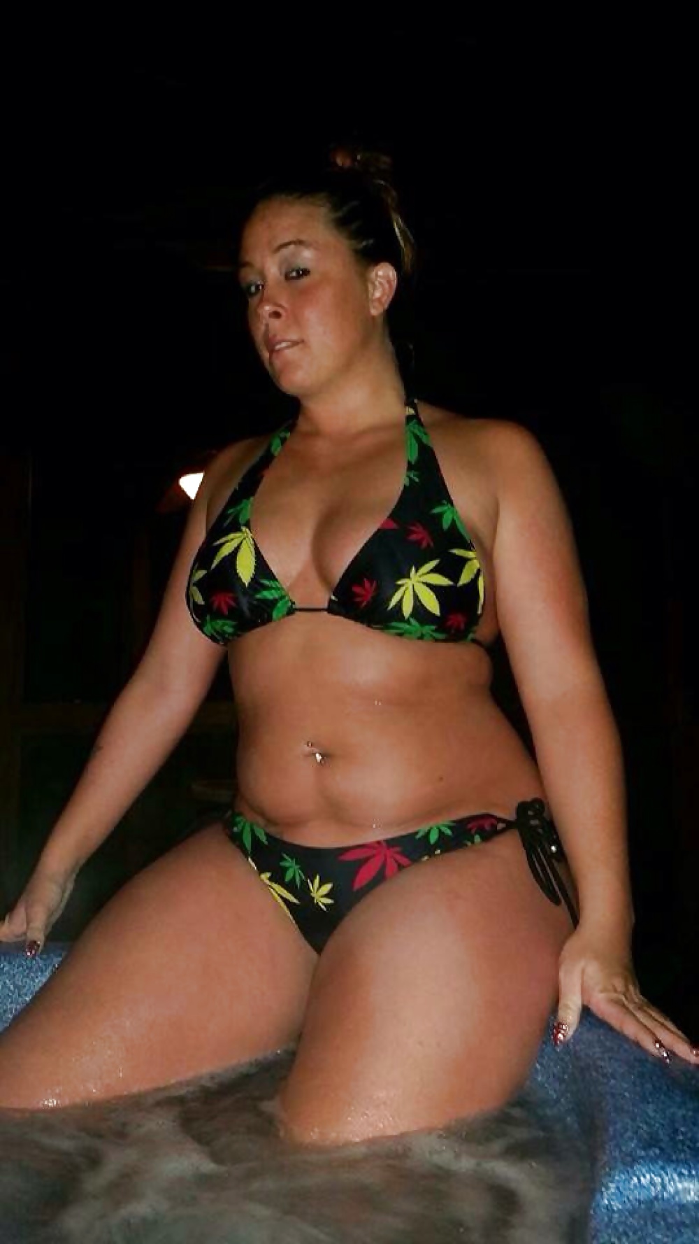 Curvy, Thick and Big Girls in Bikinis - Set 14 pict gal