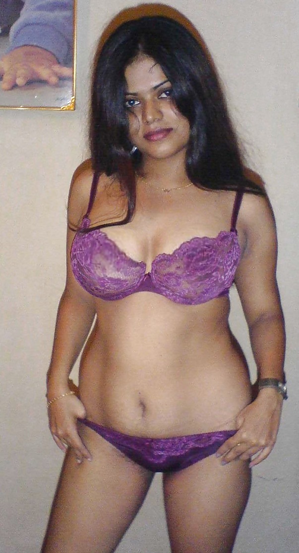 Indian Wife Neha pict gal