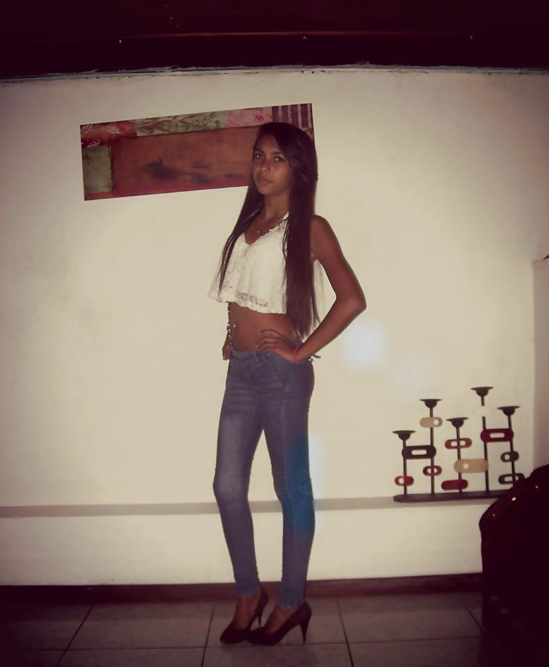 Young latina slut pict gal