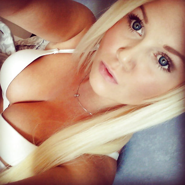 Amateur Series 12 pict gal