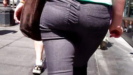 butts & ass in jeans for the love of looking
