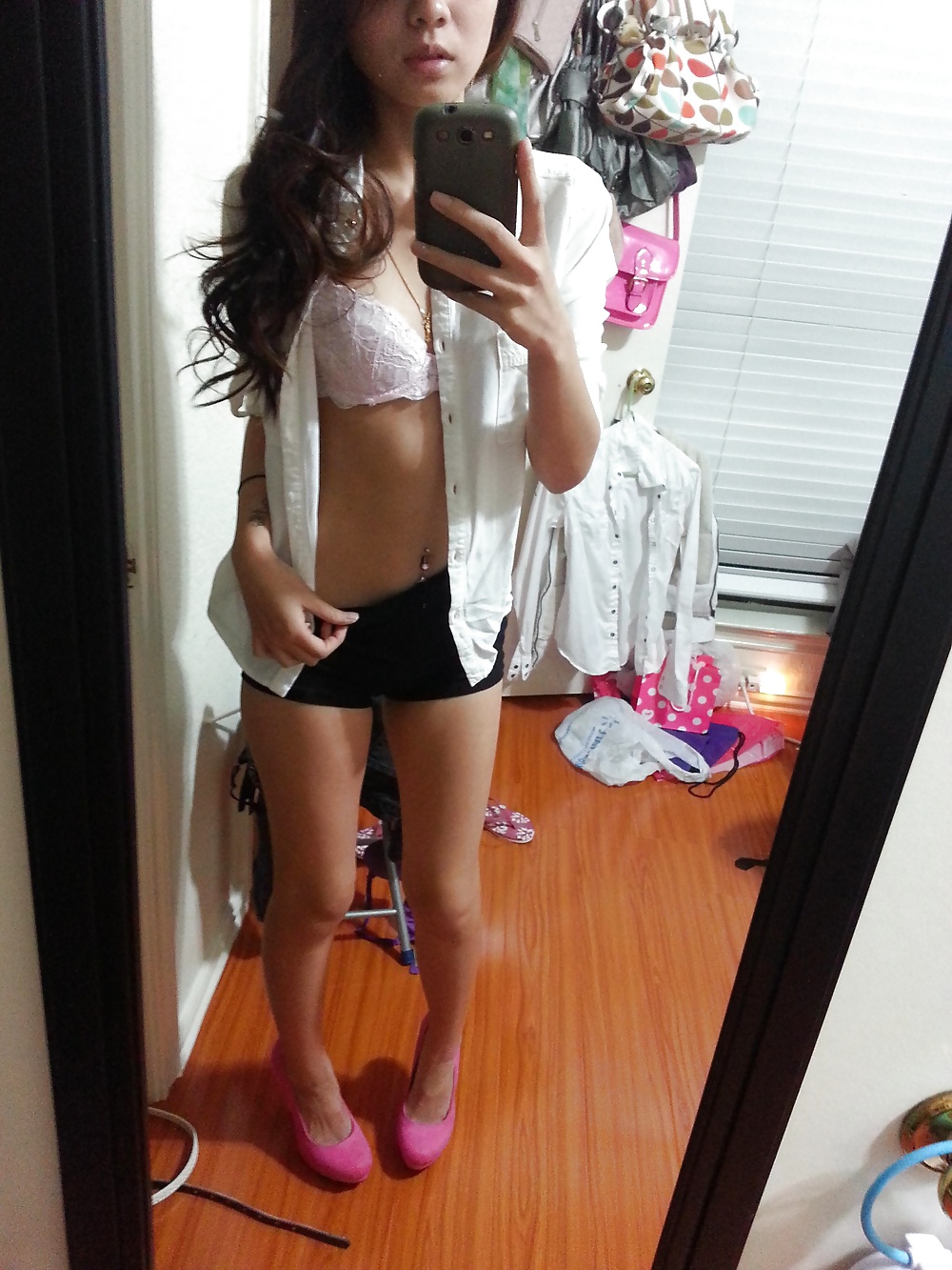 Amateurs Asian Delights 22 - Cute selfshooter pict gal