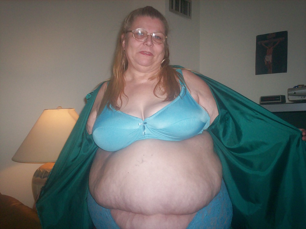 more sexy blue 2 pict gal