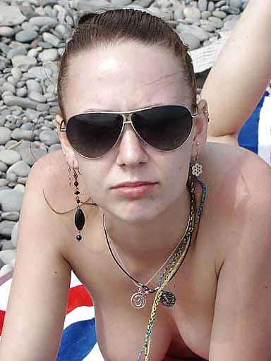 The beach 99 pict gal