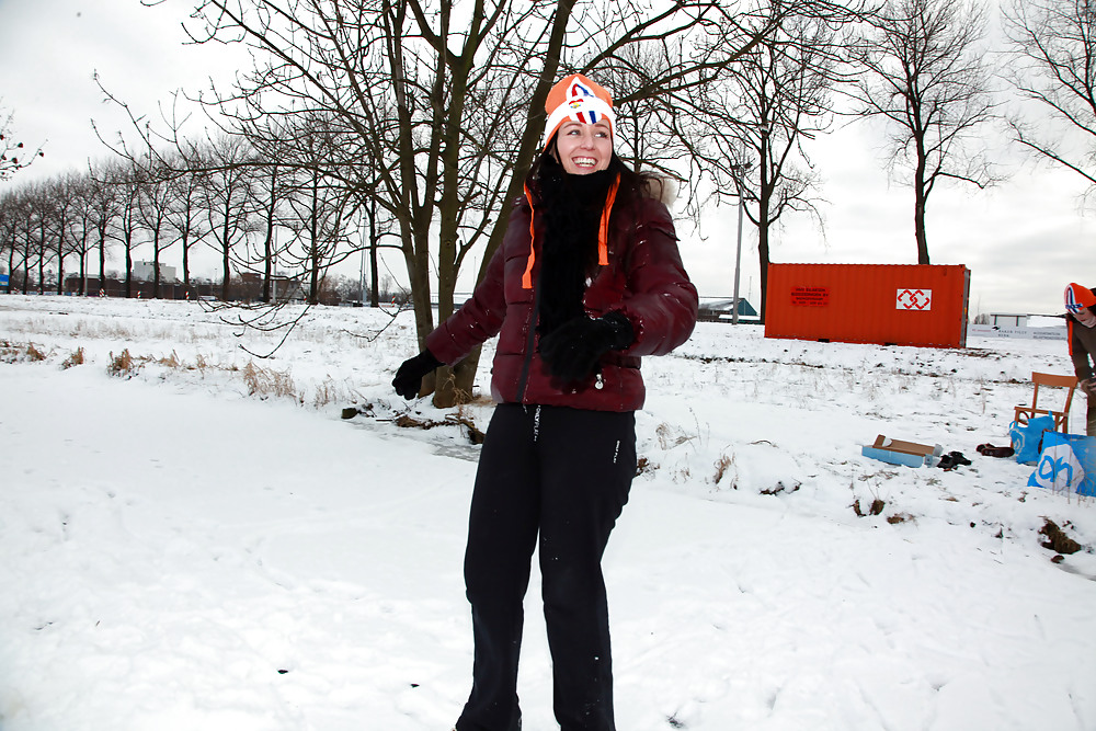 Julia,Elisa,Britt & Gylve on the Dutch Ice. pict gal